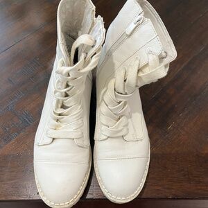 Bershka lace front boots in white